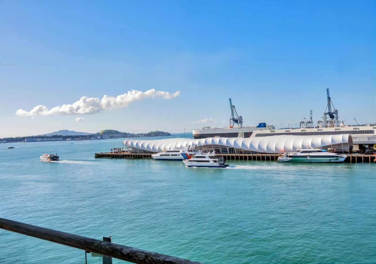 Waterfront Seaview Hotel Apartment - Same Building Block As Auckland Hilton Exterior photo